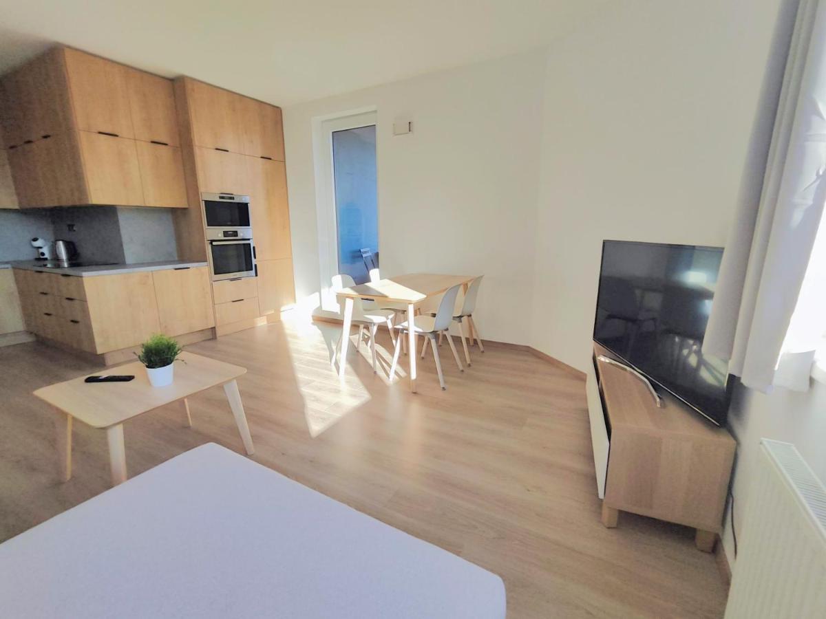 Schanz - Quietly Oriented - Private Parking - Balcony Apartament *